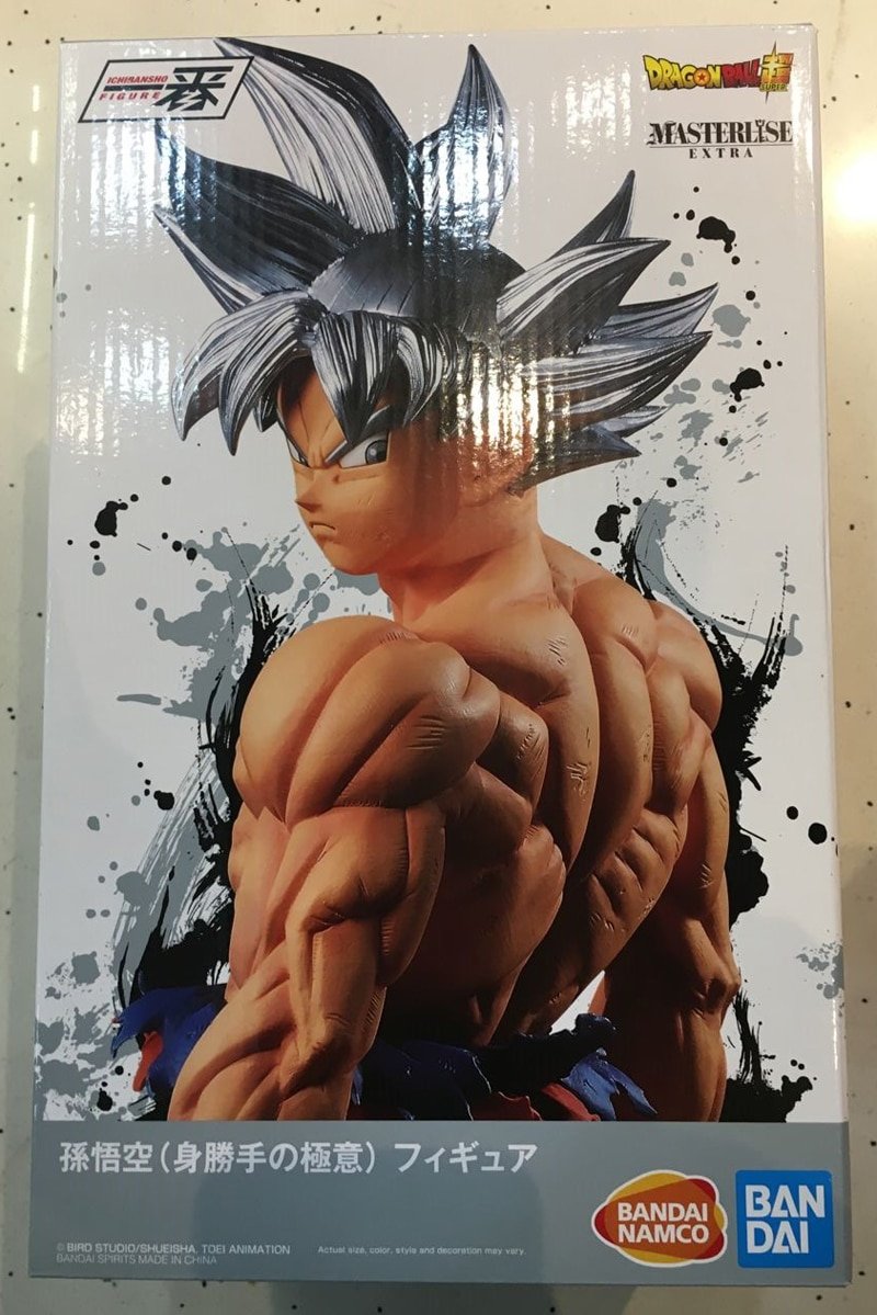 Dragon Ball Super Son Goku Ultra Instinct Extreme Saiyan figurine 30cm